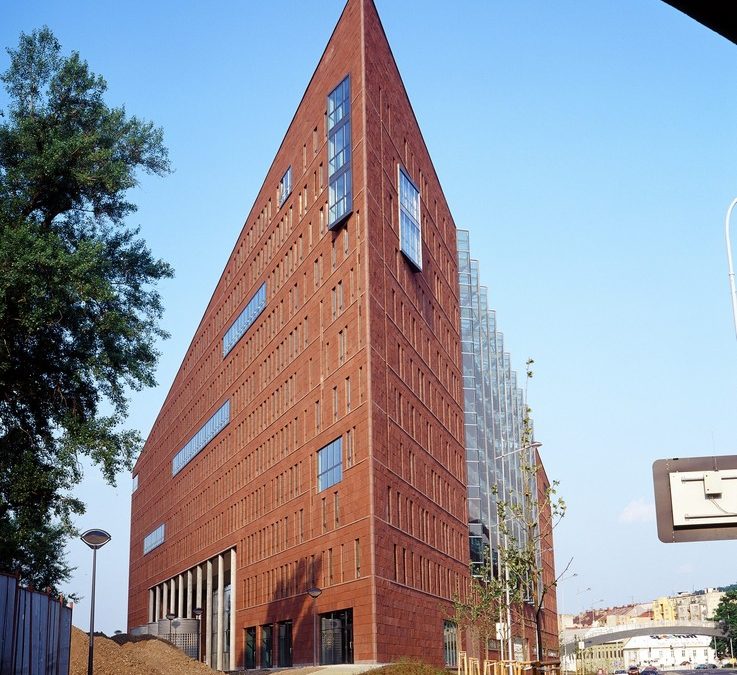 River City – Danube House